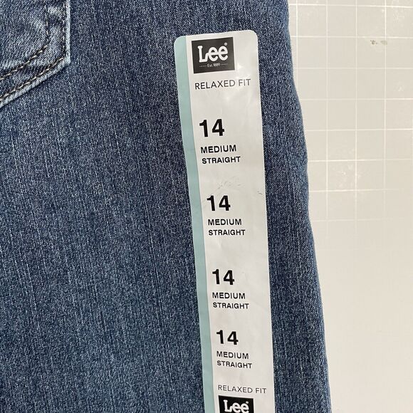 Lee Women Relaxed Fit Straight Leg Jeans Size‎ 14 Medium Premium Stonewash NWT - Picture 10 of 10
